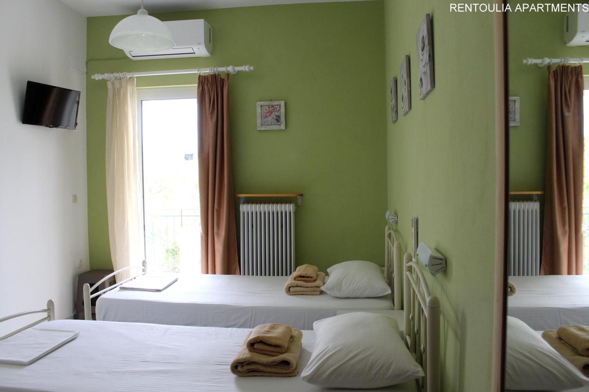 Rentoulia Apartments Poúlithra Extérieur photo